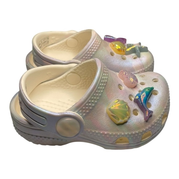CROCS Kids Iridescent Slippers with Sea Charms - Picture 7 of 12